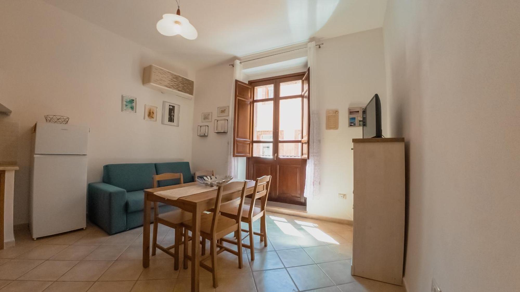 Sardinian Gallery Corso Bosa Room photo